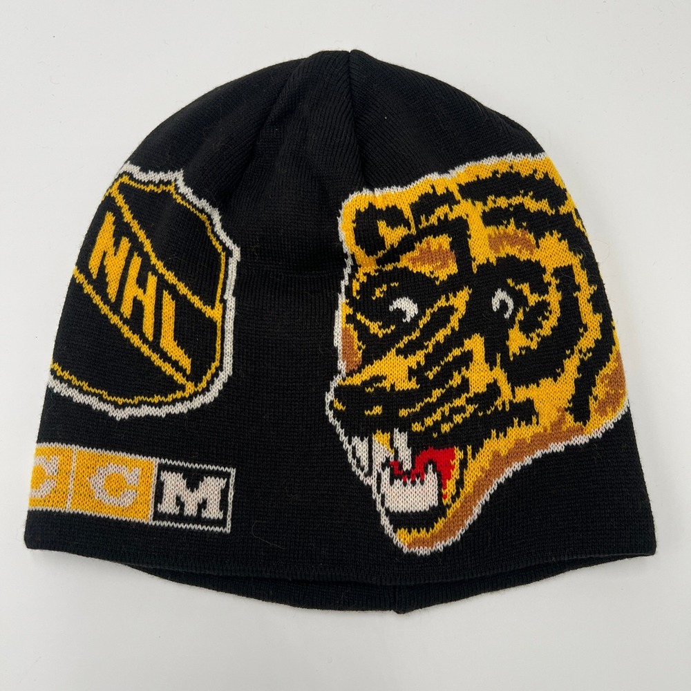 Boston Bruins Beanie Hat Knit CCM NHL Original 6 Tiger Logo Black Cap
